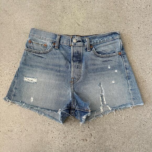 LEVI’S Women's High Rise Button Fly Raw Hem Jean Shorts - Picture 1 of 5